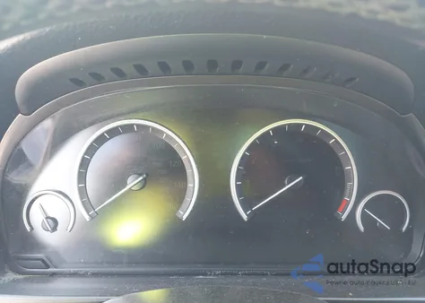 2013 BMW 535I из США, поврежденный, VIN WBAFR7C59DC823737